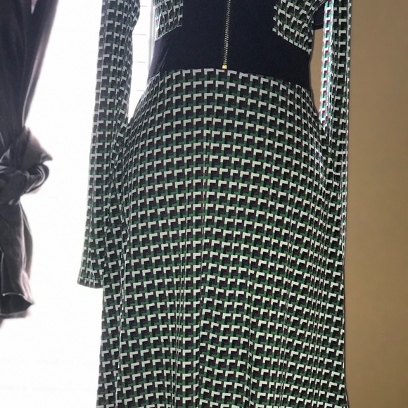 Michael Kors - Picture 2 of 8